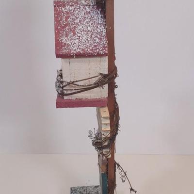 LOT 84D: Various Holiday Decor and Plates