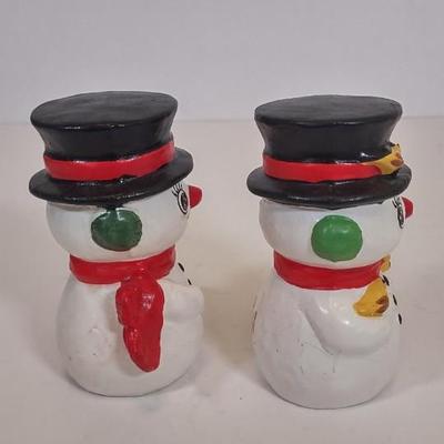 LOT 85D: Various Snowmen Holiday Decor