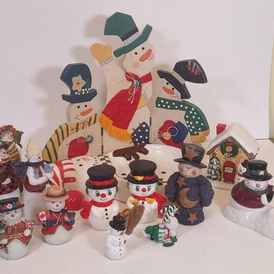 LOT 85D: Various Snowmen Holiday Decor