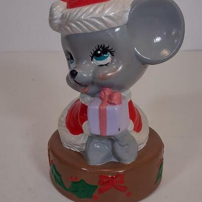 LOT 86D: Various Holiday Animal Decor