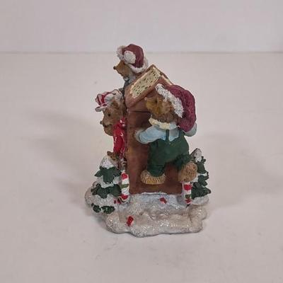 LOT 86D: Various Holiday Animal Decor