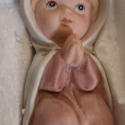 LOT 87D: Porcelain Sets: Nativity, Altar "Mice" and Elves