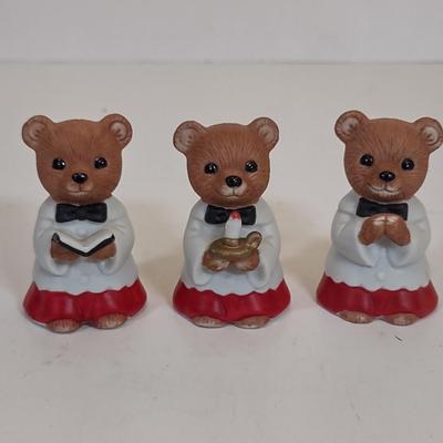 LOT 87D: Porcelain Sets: Nativity, Altar "Mice" and Elves