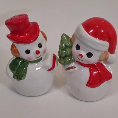 LOT 88D: Various Holiday Salt and Pepper Shakers