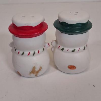 LOT 88D: Various Holiday Salt and Pepper Shakers