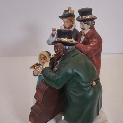 LOT 92D: Trim A Home Porcelain Caroler Families