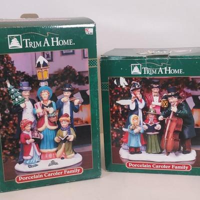 LOT 92D: Trim A Home Porcelain Caroler Families
