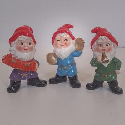 LOT 93D: Various Elf Figurines