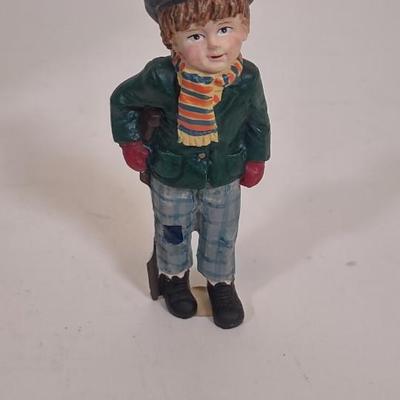 LOT 94 D: A Christmas Carol Figurines