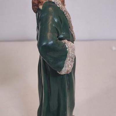 LOT 94 D: A Christmas Carol Figurines