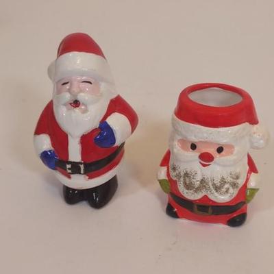 LOT 96 D: Various Santa Figurines