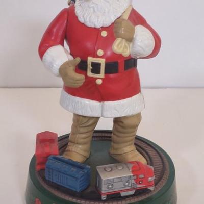 LOT 96 D: Various Santa Figurines