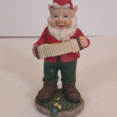 LOT 99D: Ceramic Band of Elves
