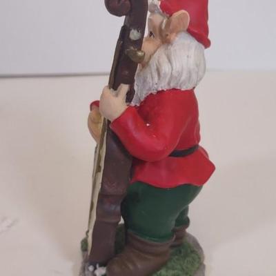 LOT 99D: Ceramic Band of Elves