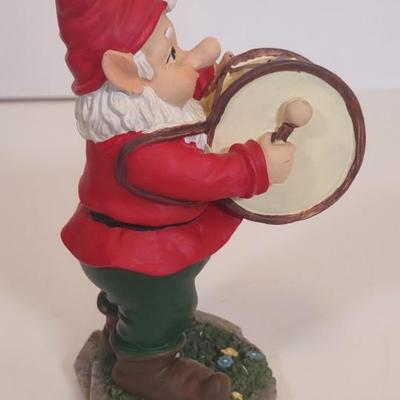 LOT 99D: Ceramic Band of Elves