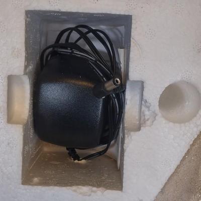 LOT 100D: Hawthorne Village Thomas Kinkade Twas the Night Before Christmas Story House