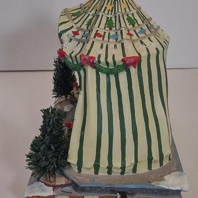 LOT 101D: Winter Valley Animated Circus and Holiday Ferris Wheel