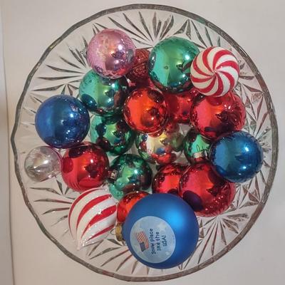 LOT 118D: Christmas Ornaments with Punch Bowl and Cups (7)