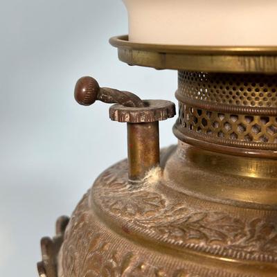 LOT 121L: Vintage Brass & Marble Table Lamp