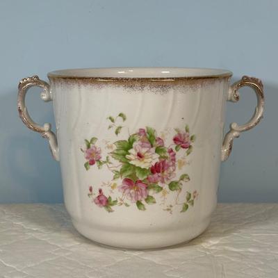 LOT 126A: Beautiful Vintage Maddock John & Sons China Collection