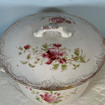 LOT 126A: Beautiful Vintage Maddock John & Sons China Collection