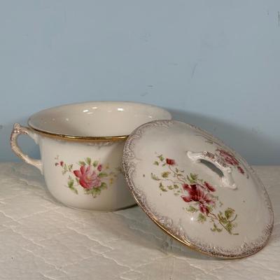 LOT 126A: Beautiful Vintage Maddock John & Sons China Collection