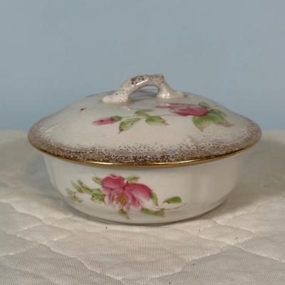 LOT 126A: Beautiful Vintage Maddock John & Sons China Collection