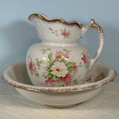 LOT 126A: Beautiful Vintage Maddock John & Sons China Collection