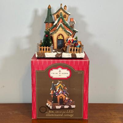 LOT 132B: Vintage Trim A Home Collection