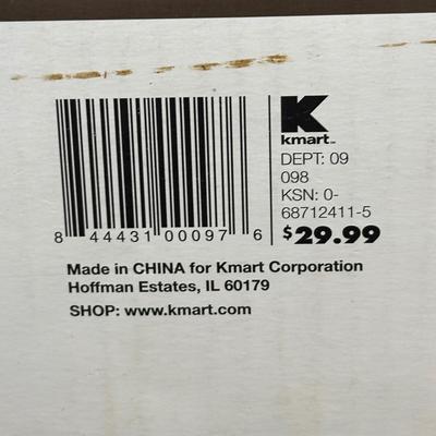 LOT 132B: Vintage Trim A Home Collection