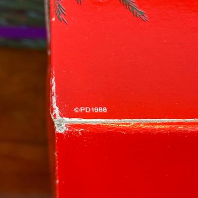 LOT 133B: Two Vintage Possible Dreams Clothtique Santa Figurines w/ Box