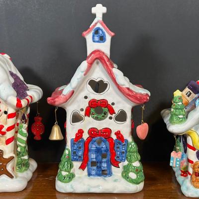 LOT 134B: Vintage Elements 12 Piece Holiday Village Set w/ Box