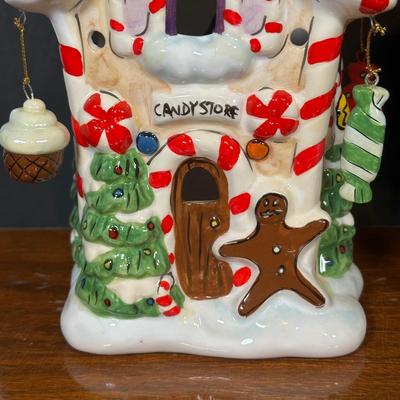 LOT 134B: Vintage Elements 12 Piece Holiday Village Set w/ Box