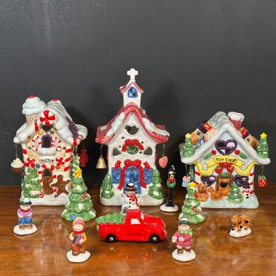 LOT 134B: Vintage Elements 12 Piece Holiday Village Set w/ Box