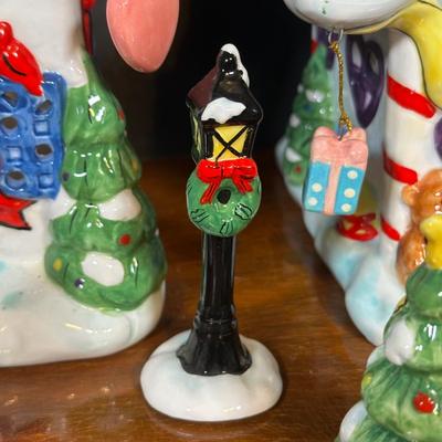 LOT 134B: Vintage Elements 12 Piece Holiday Village Set w/ Box