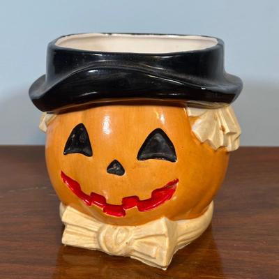 LOT 136L: Vintage Halloween Decor Collection