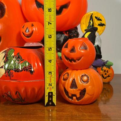 LOT 136L: Vintage Halloween Decor Collection