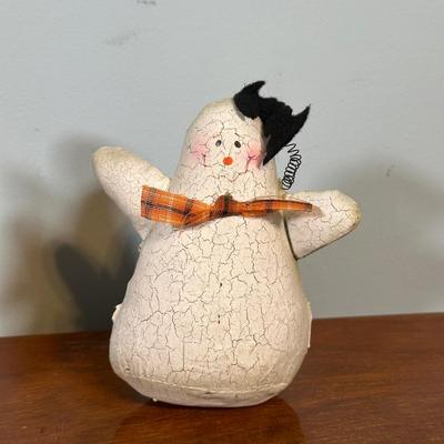 LOT 136L: Vintage Halloween Decor Collection