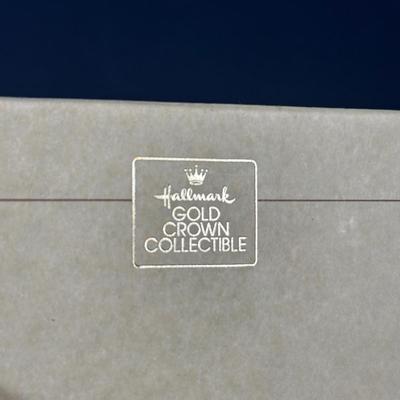 LOT 137B: Hallmark Gold Crown Collectible Figurine Collection