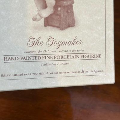 LOT 137B: Hallmark Gold Crown Collectible Figurine Collection