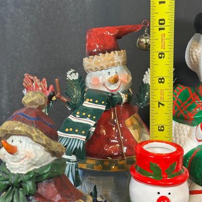 LOT 138L: Snowman Christmas Decor