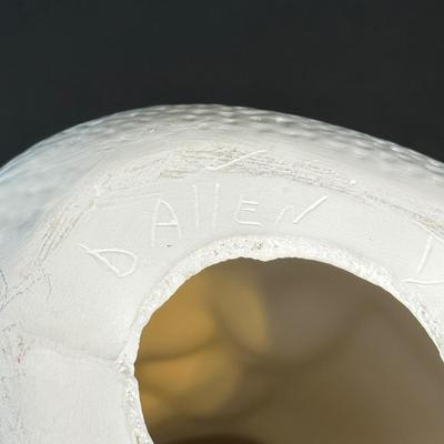 LOT 138L: Snowman Christmas Decor