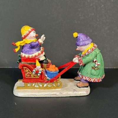LOT 138L: Snowman Christmas Decor