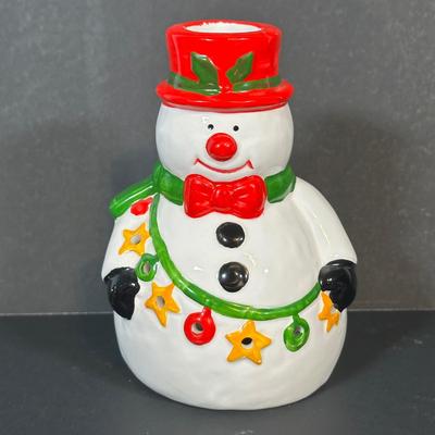 LOT 138L: Snowman Christmas Decor