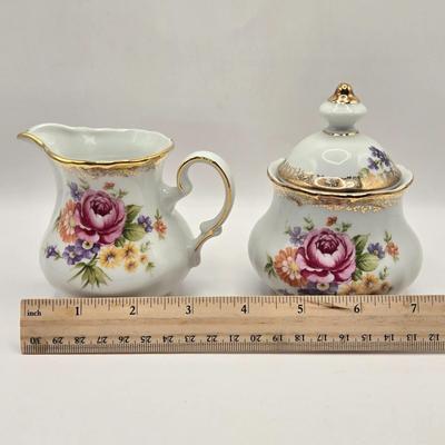 LOT 141L: Winterling Bavaria China Tea Set