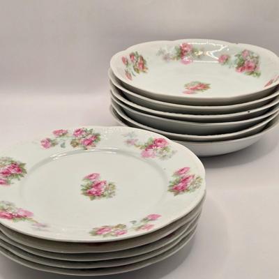 LOT 146L: Carlsbad Salad Bowls and Dessert Plates