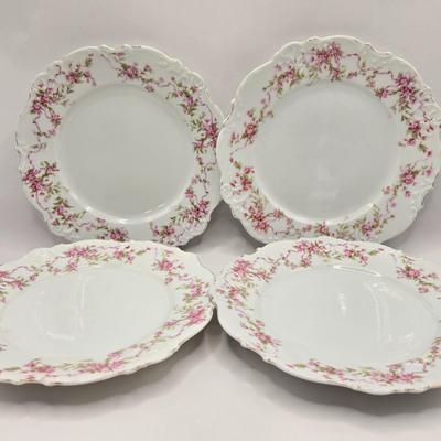 LOT 147L: Small Dessert Bowls & Prussia Dessert Plates
