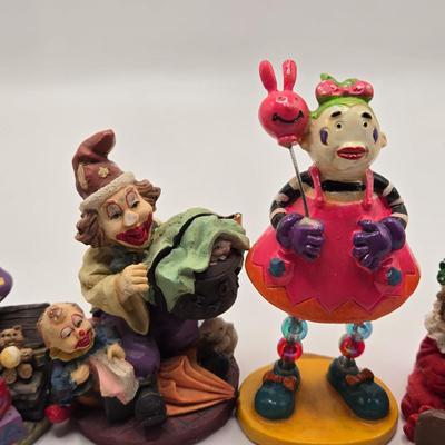 LOT 153L: Stop Clowning Around! Various Styles and Sizes of Clowns