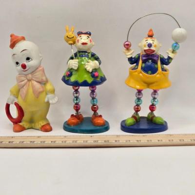 LOT 153L: Stop Clowning Around! Various Styles and Sizes of Clowns