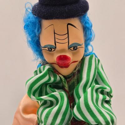 LOT 153L: Stop Clowning Around! Various Styles and Sizes of Clowns